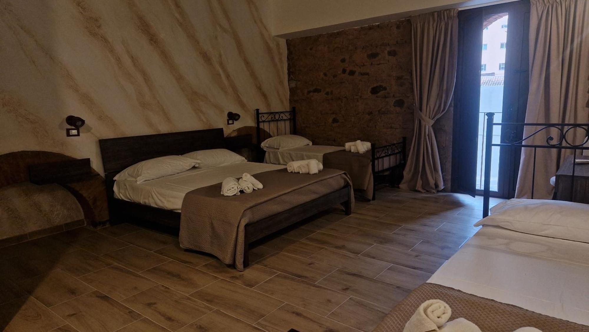La Ciminiera Rooms Catania Luaran gambar
